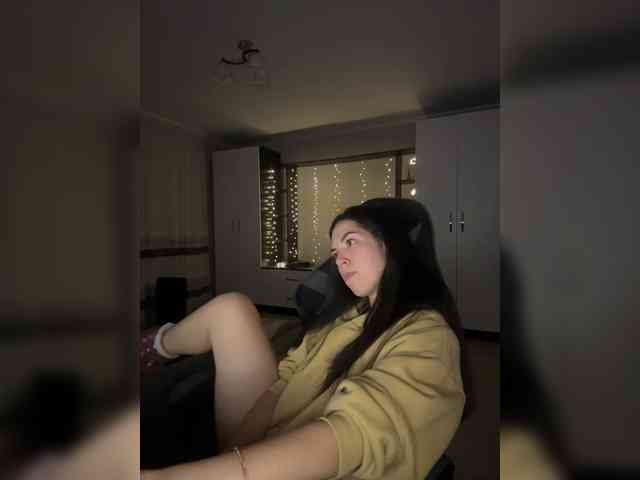 Vika19981 webcam