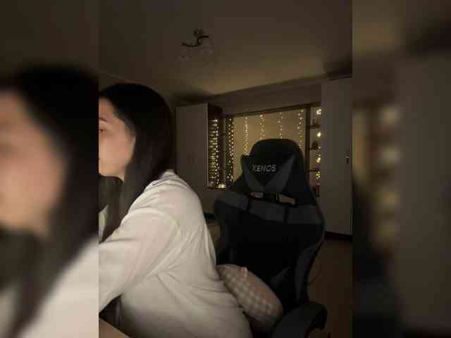 Vika19981 webcam
