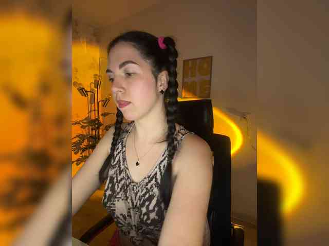 Vika19981 webcam