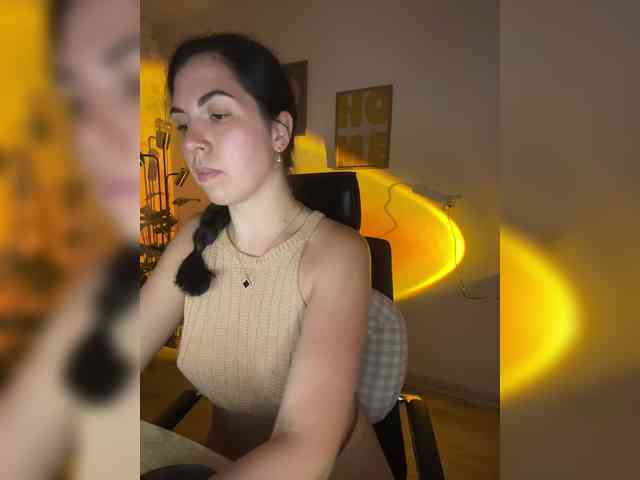 Vika19981 webcam