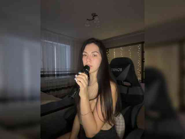 Vika19981 webcam