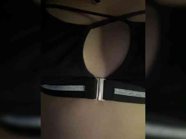 Vika19981 webcam