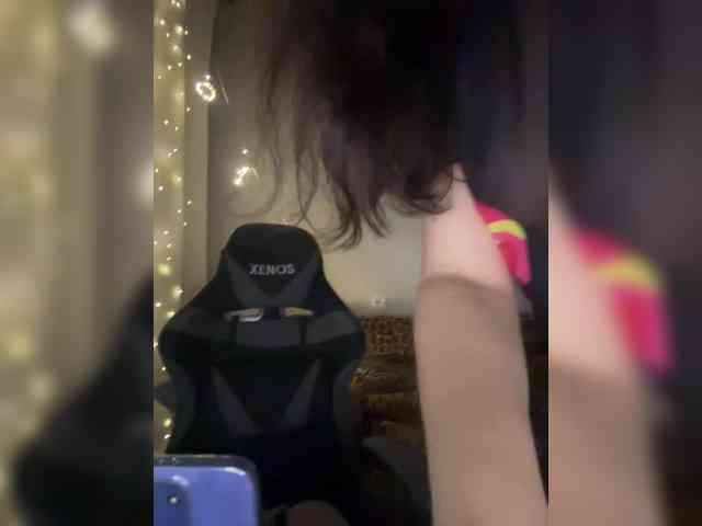 Vika19981 webcam