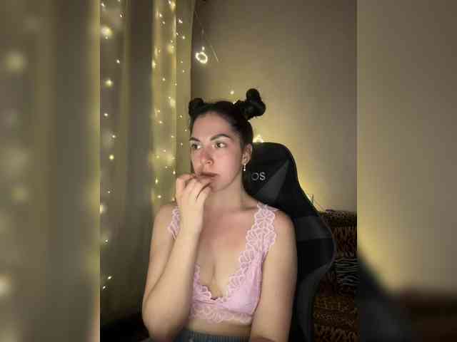 Vika19981 webcam