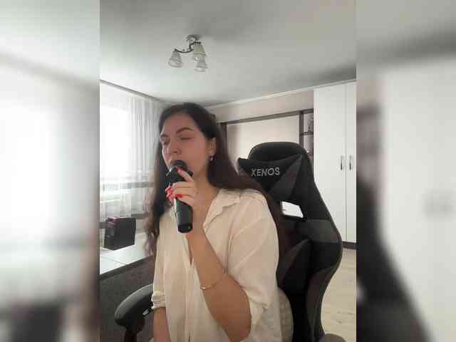 Vika19981 webcam