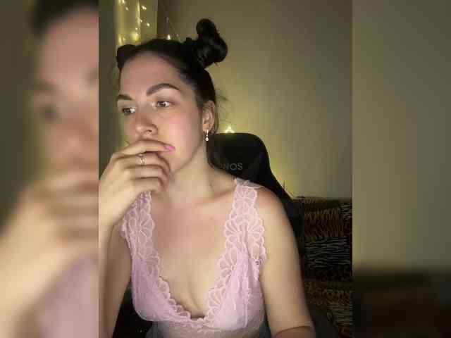 Vika19981 webcam