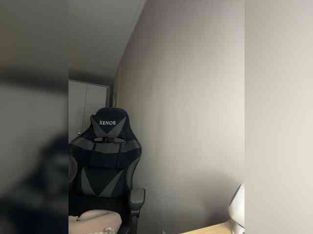 Vika19981 webcam