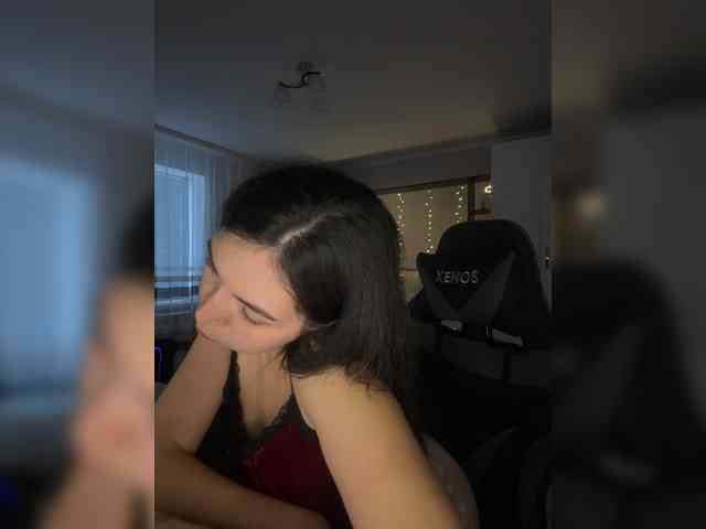Vika19981 webcam