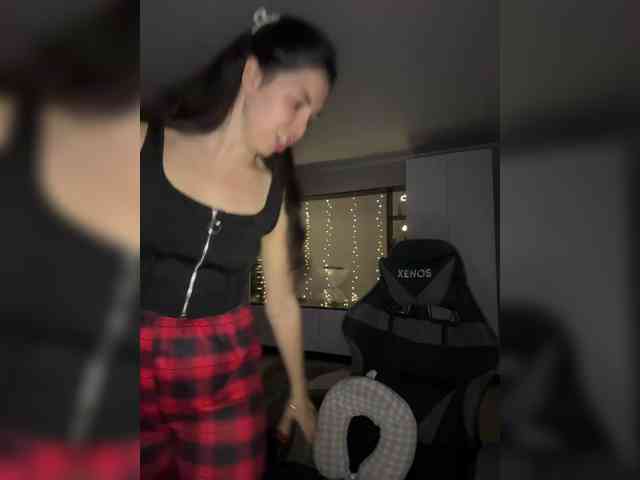 Vika19981 webcam
