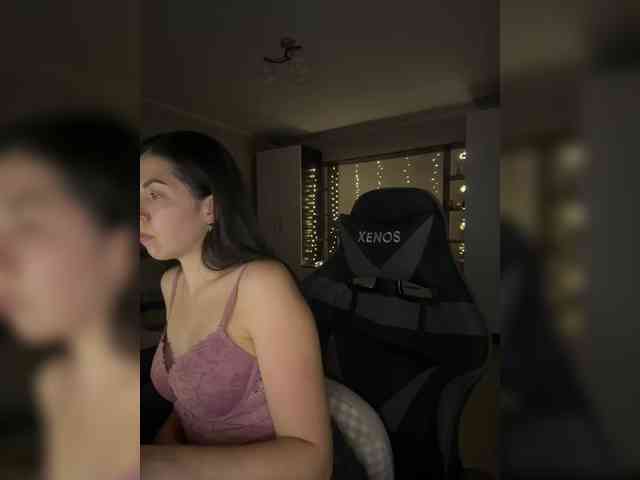 Vika19981 webcam