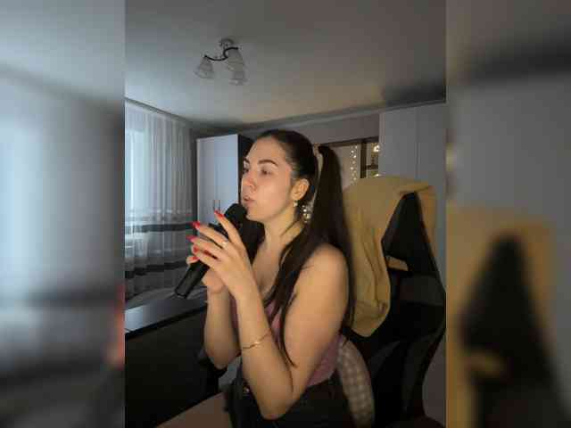 Vika19981 webcam