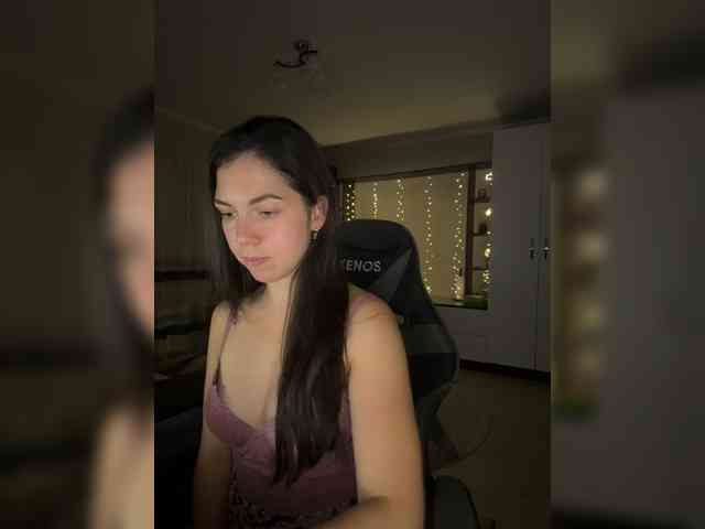 Vika19981 webcam
