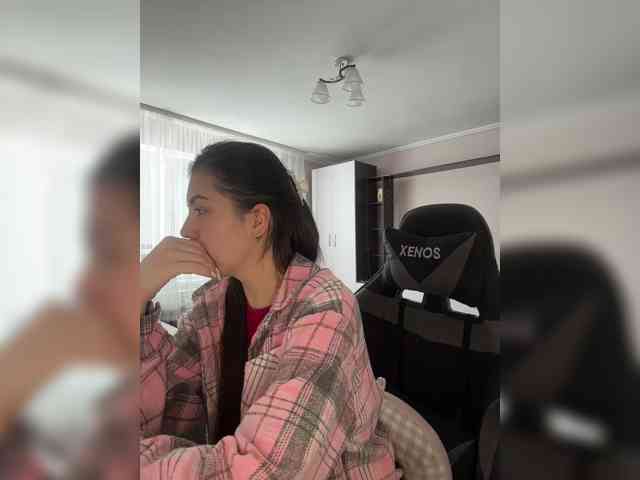 Vika19981 webcam