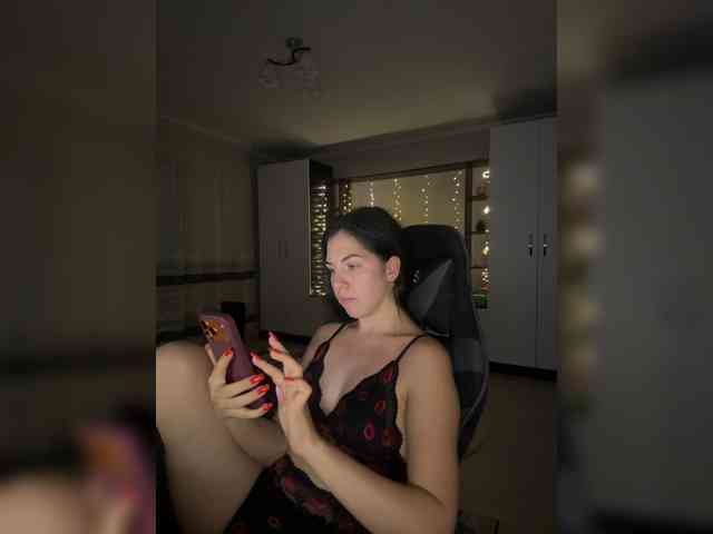 Vika19981 webcam