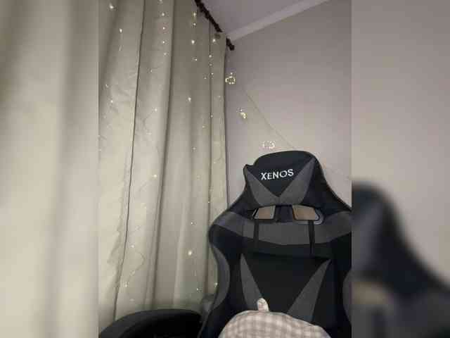 Vika19981 webcam
