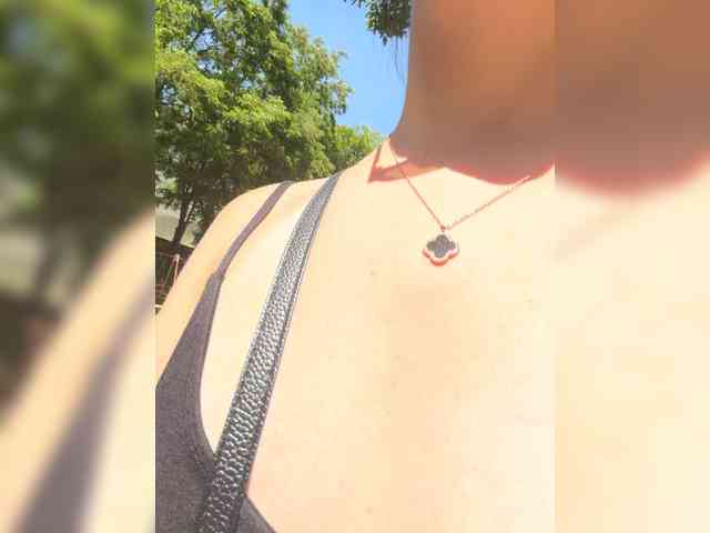 Vika19981 webcam