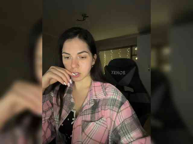 Vika19981 webcam