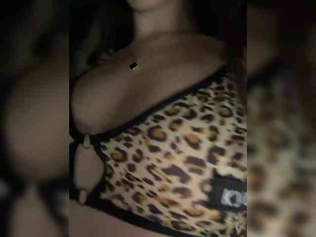 Vika19981 webcam