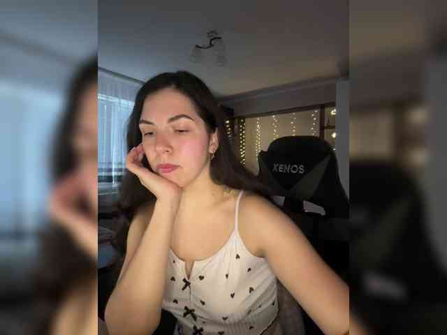 Vika19981 webcam