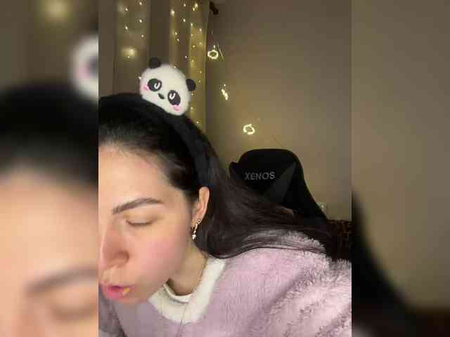 Vika19981 webcam