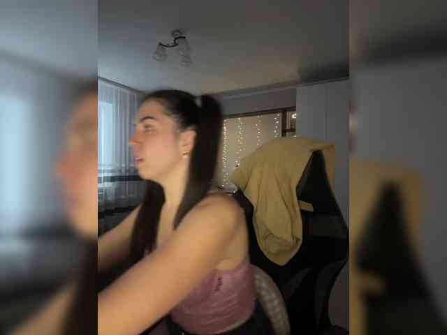 Vika19981 webcam