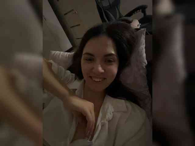 Vika19981 webcam