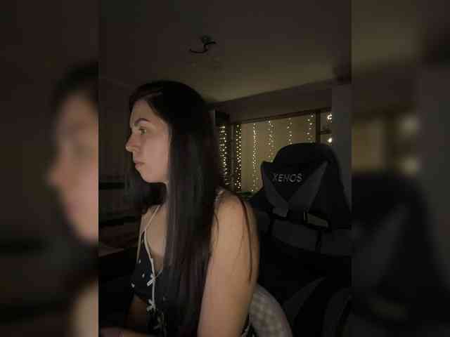 Vika19981 webcam