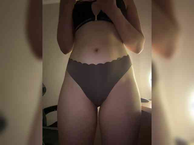 Vika19981 webcam