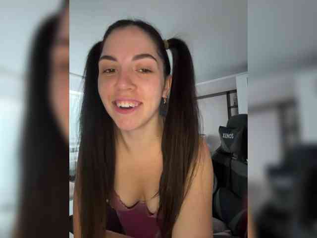 Vika19981 webcam