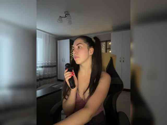 Vika19981 webcam