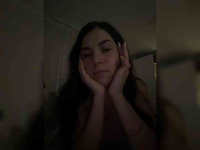 Vika19981 webcam
