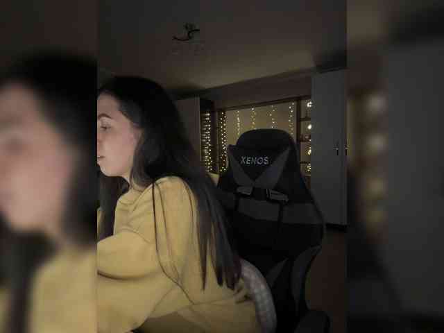Vika19981 webcam