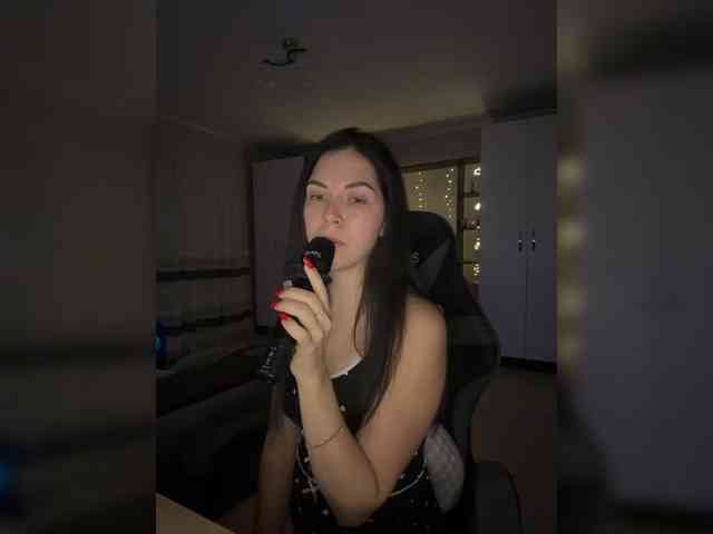 Vika19981 webcam