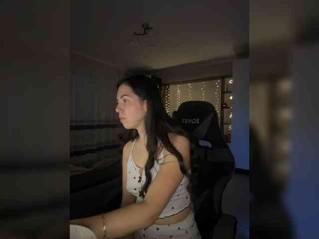 Vika19981 webcam