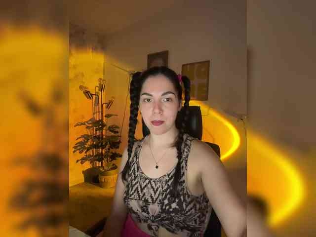 Vika19981 webcam