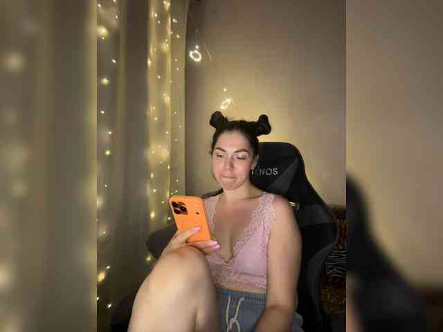 Vika19981 webcam