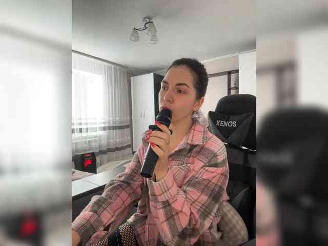Vika19981 webcam