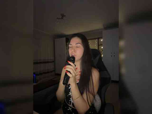 Vika19981 webcam