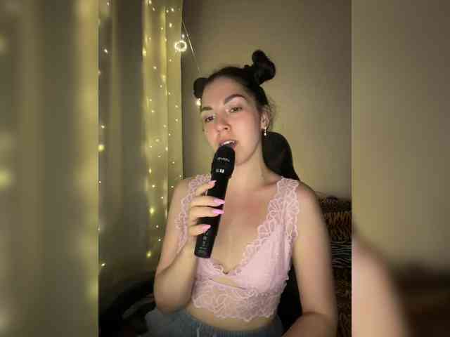 Vika19981 webcam