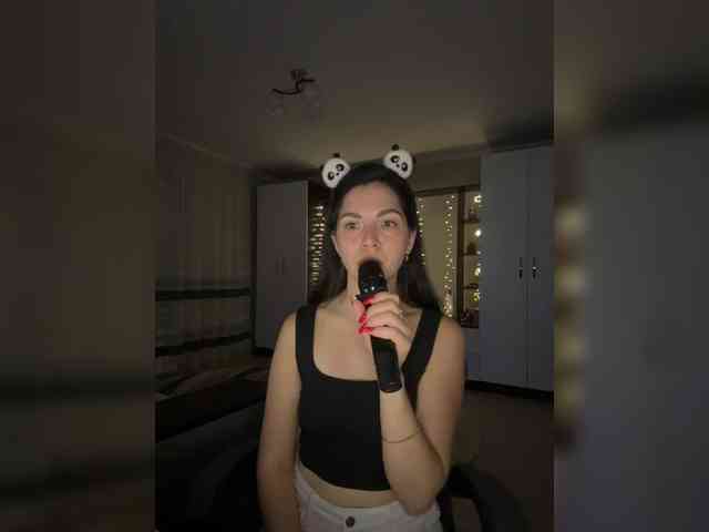 Vika19981 webcam