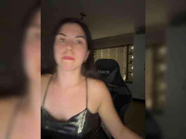 Vika19981 webcam