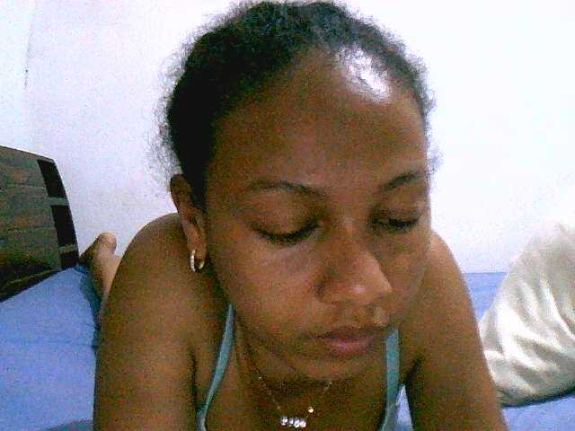 Lisa47 live cam on BongaCams