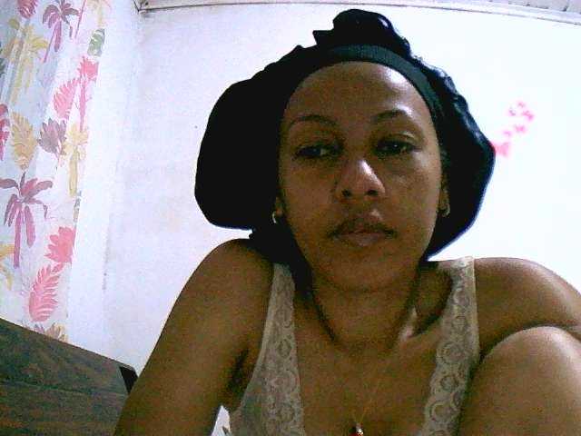 Lisa47, en vivo ahora en BongaCams