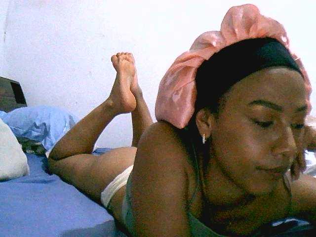 Lisa47 live cam on BongaCams