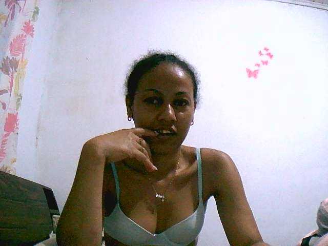 Lisa47 live cam on BongaCams