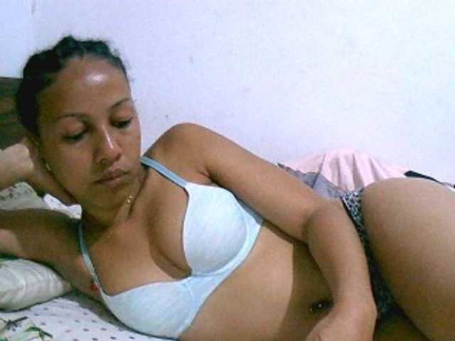 Lisa47 live cam on BongaCams