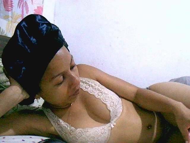 Lisa47, en vivo ahora en BongaCams
