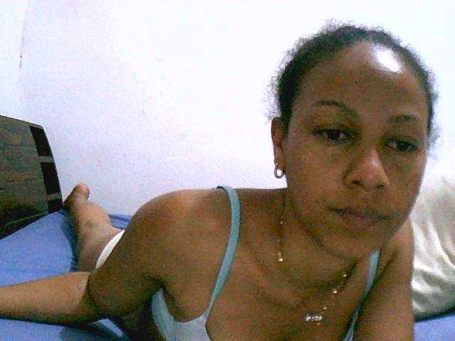 Lisa47 live cam on BongaCams