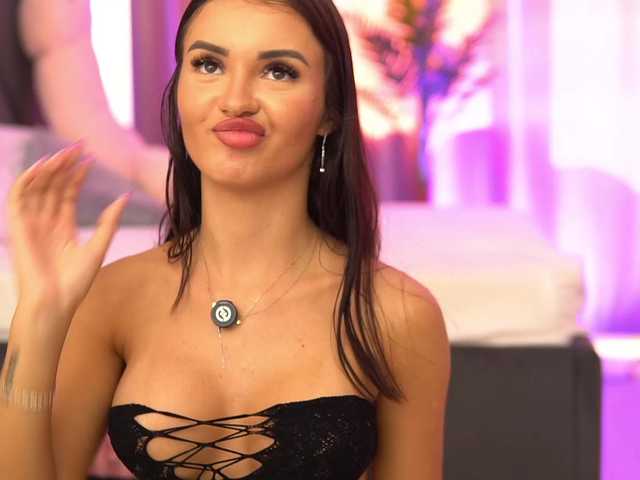 LilaRosie live cam on BongaCams