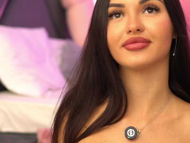 LilaRosie live cam on BongaCams